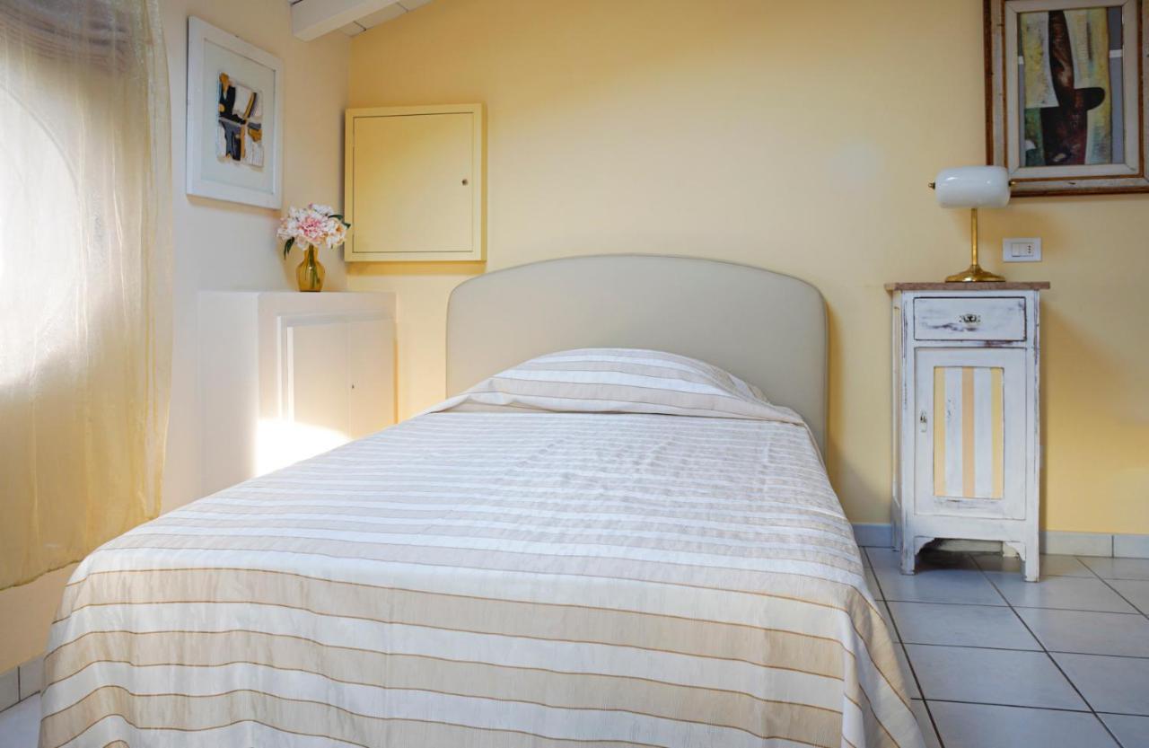 Villa Amelia Rooms 마리아나디피에트라산타 외부 사진