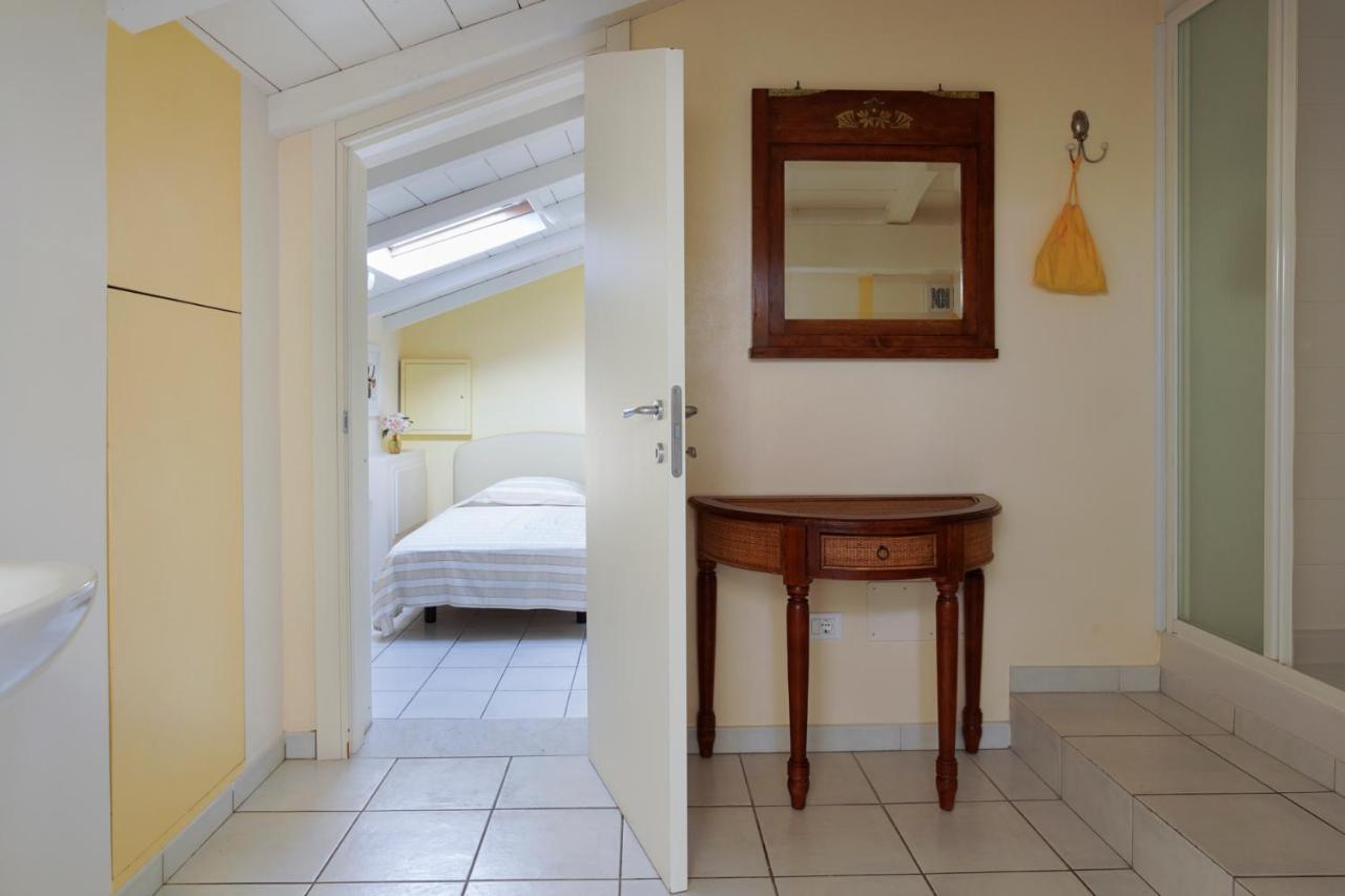 Villa Amelia Rooms 마리아나디피에트라산타 외부 사진
