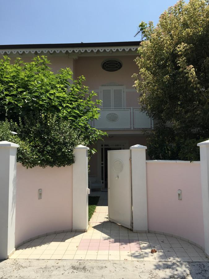 Villa Amelia Rooms 마리아나디피에트라산타 외부 사진